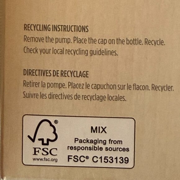 TATCHA bundle - Camellia Cleansing Oil (150ml) and Serum Stick (8g) - Picture 5 of 12